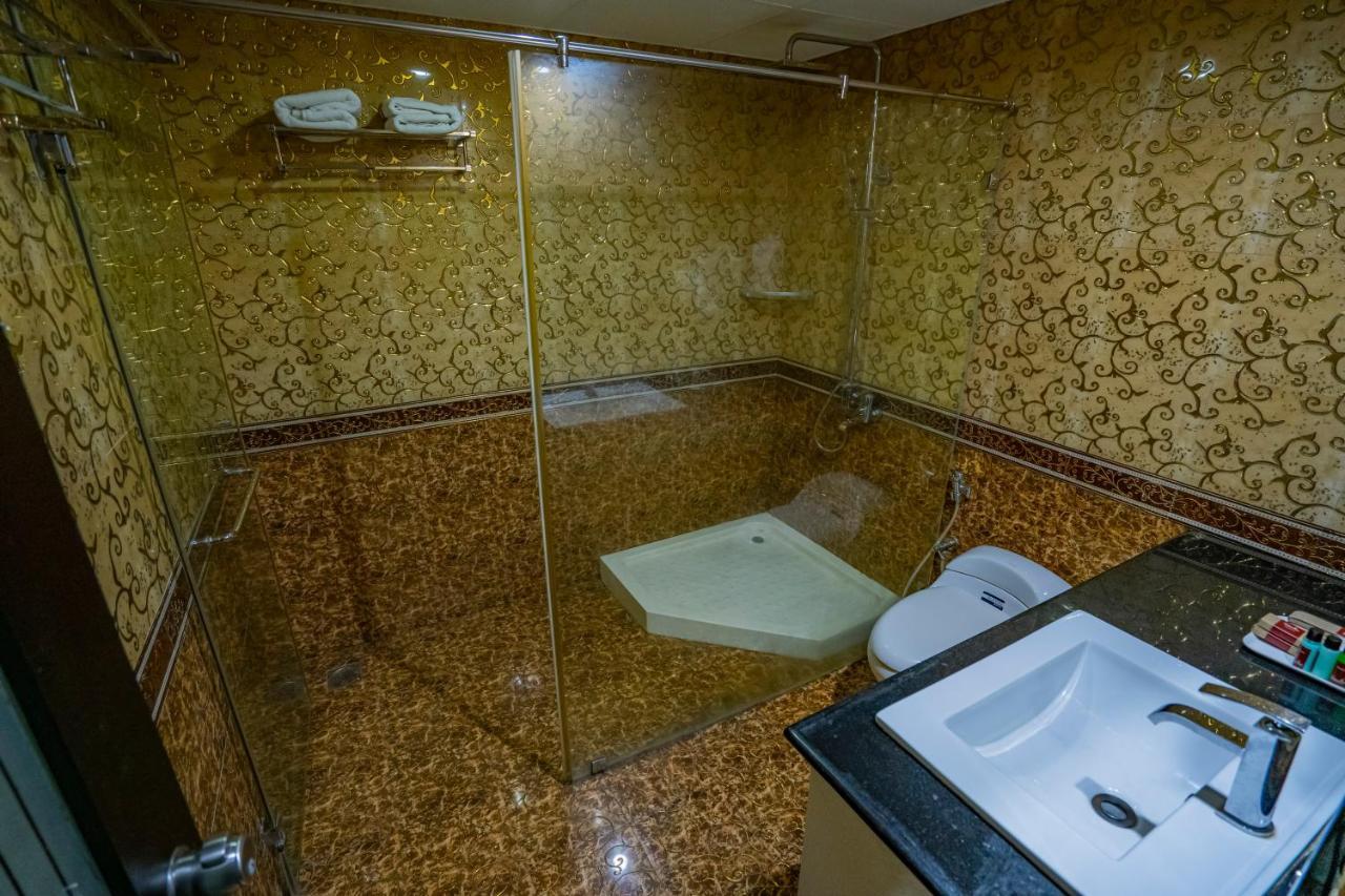 Hotel Sidhartha Chalakudy Kizhake Chalakudi Exterior photo
